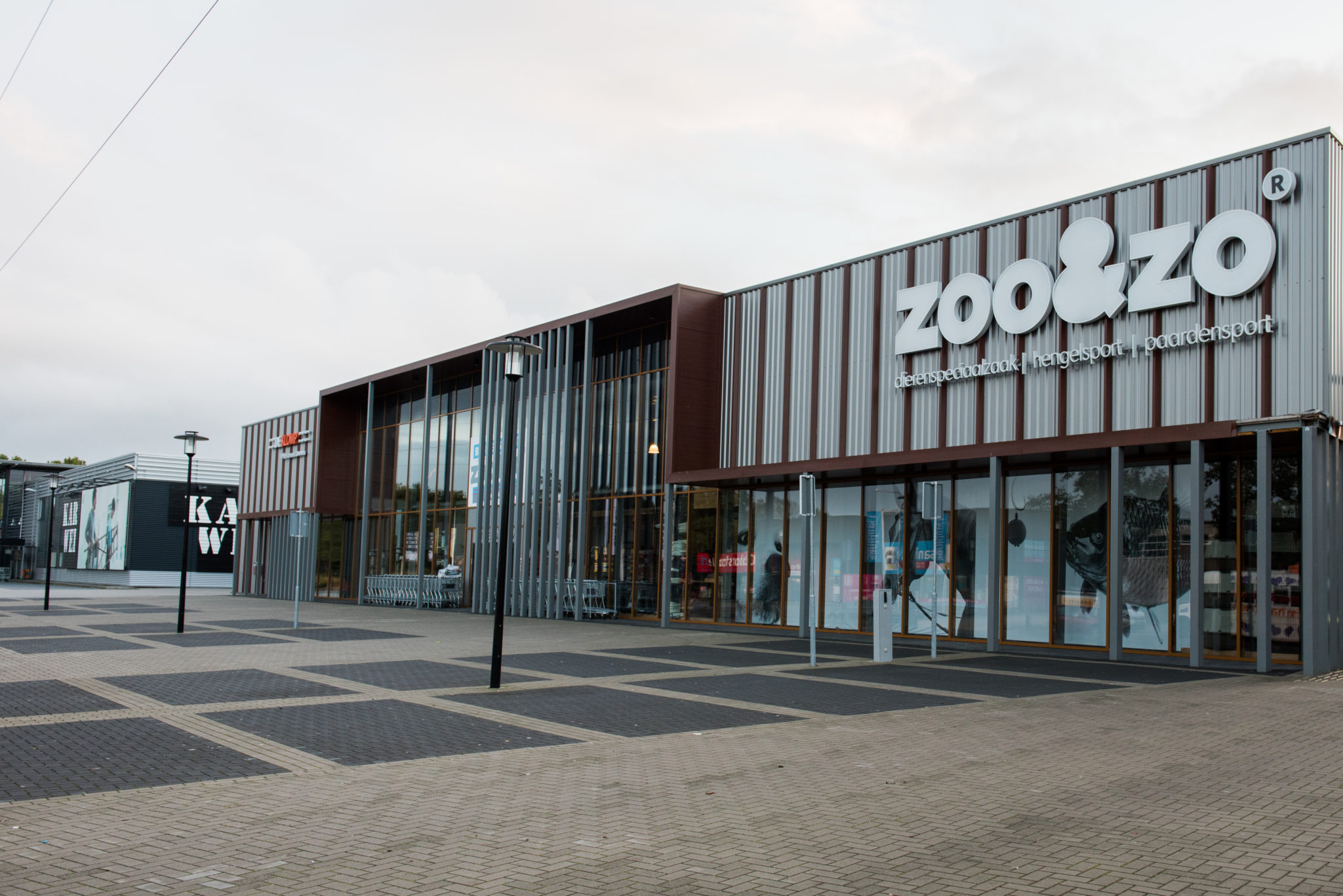 Nieuwbouw dierenspeciaalzaak Zoo & Zo Ede HBE Bouw Utiliteit